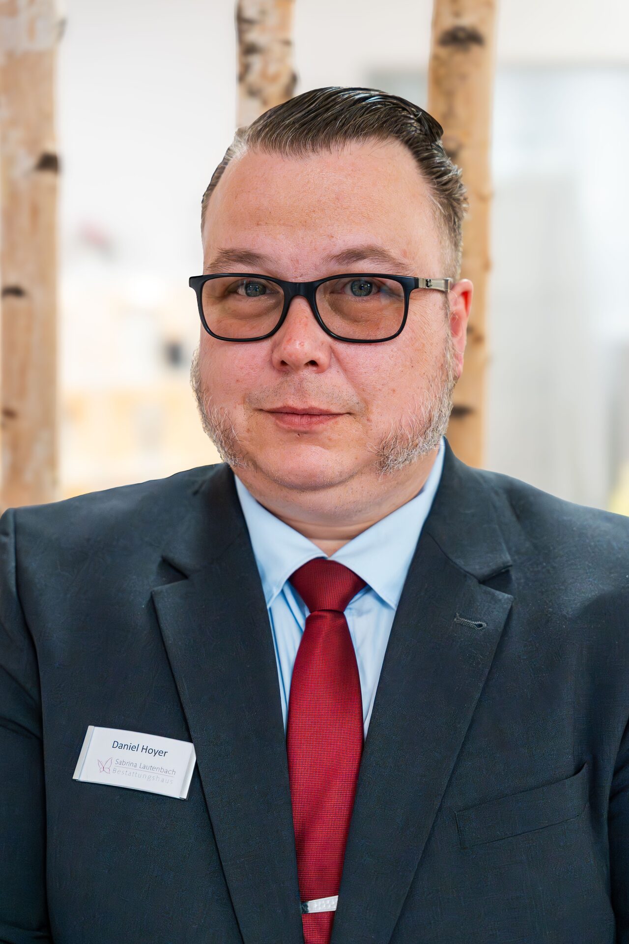 Daniel Hoyer, Bestatter und Begleitung
